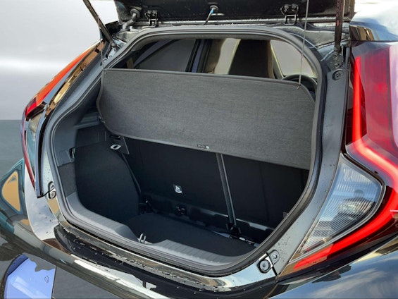 Vehicle image 14 Vehicle image 14