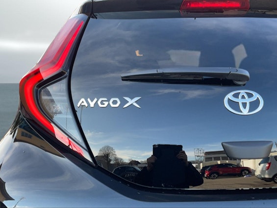 Vehicle image 6 Vehicle image 6