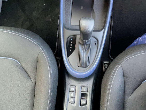 Vehicle image 8 Vehicle image 8