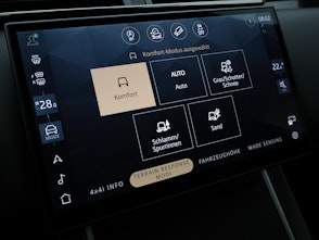 Vehicle image LAND ROVER Range Rover Velar 3.0 I6 Autobiography