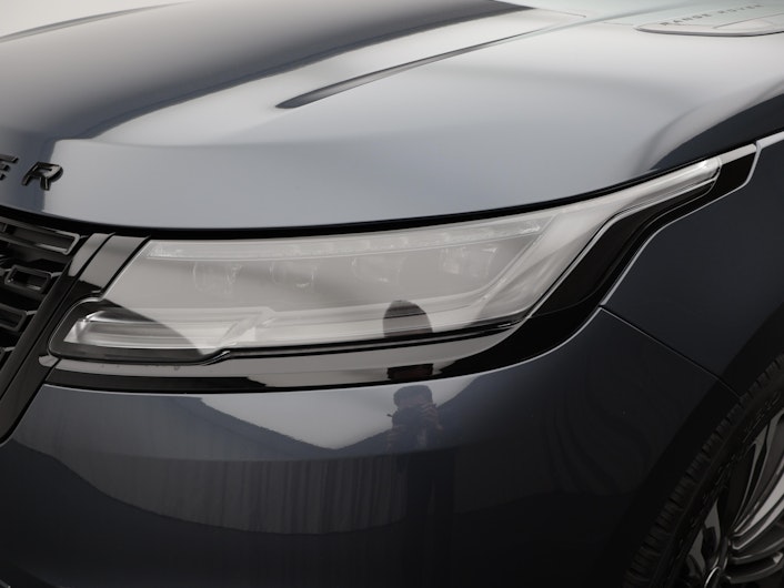 Vehicle image LAND ROVER RANGE ROVER VELAR