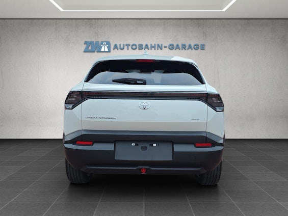 Vehicle image 3 Vehicle image 3