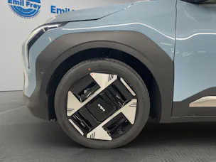 Kia EV3 81 kWh Earth+