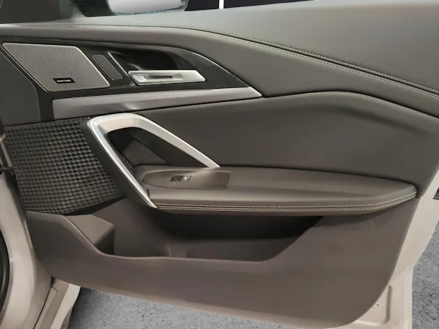 BMW X1 23d xDrive paddles