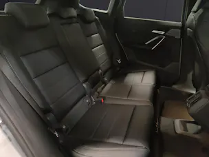 BMW X1 23d xDrive paddles