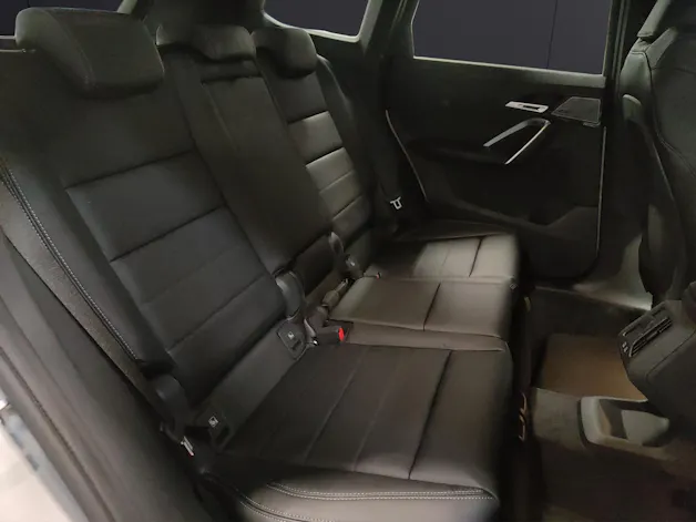 BMW X1 23d xDrive paddles