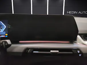 BMW X1 23d xDrive paddles