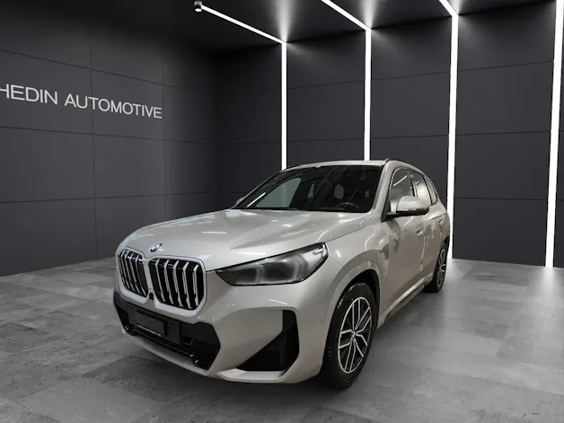 BMW X1 23d xDrive paddles