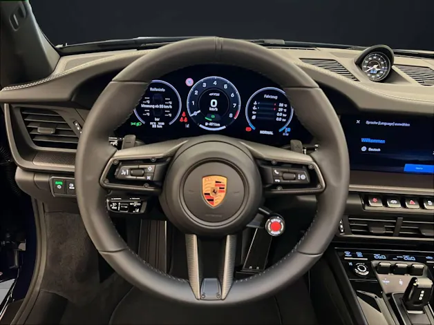 Porsche 911 Carrera 4 GTS Cabriolet