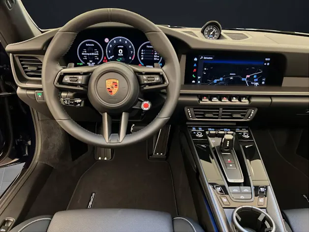 Porsche 911 Carrera 4 GTS Cabriolet