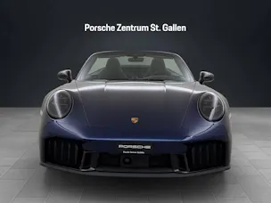 PORSCHE 911 Carrera 4 GTS Cabriolet