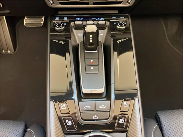 Porsche 911 Carrera 4 GTS Cabriolet
