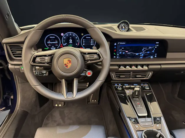 PORSCHE 911 Carrera 4 GTS Cabriolet