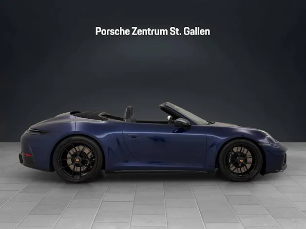 PORSCHE 911 Carrera 4 GTS Cabriolet