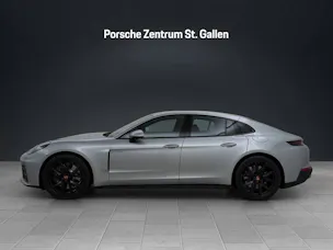 PORSCHE Panamera 4 E-Hybrid