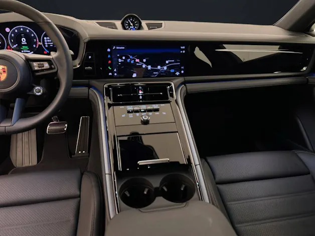 Porsche Panamera 4 E-Hybrid