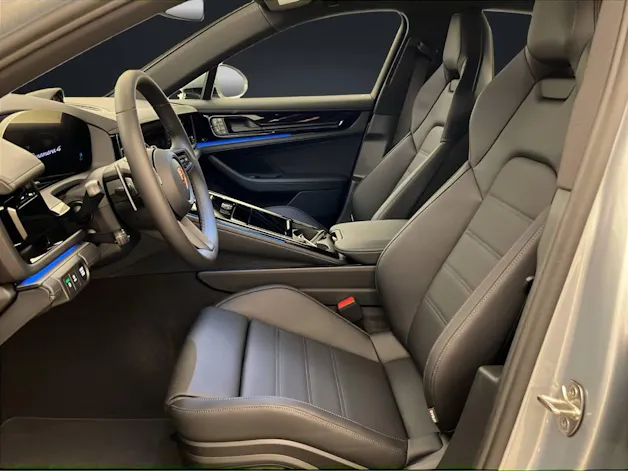 Porsche Panamera 4 E-Hybrid