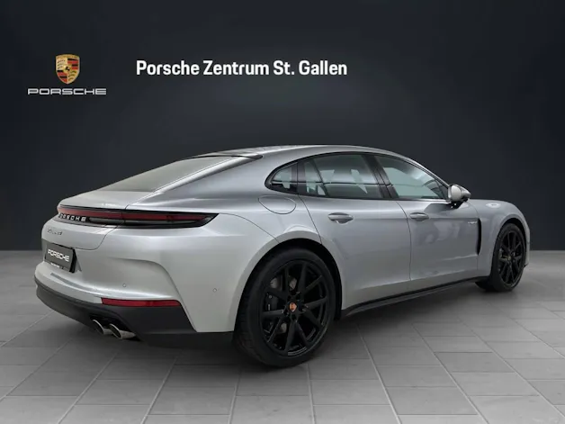 Porsche Panamera 4 E-Hybrid