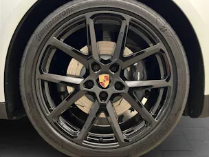 Porsche Panamera 4 E-Hybrid