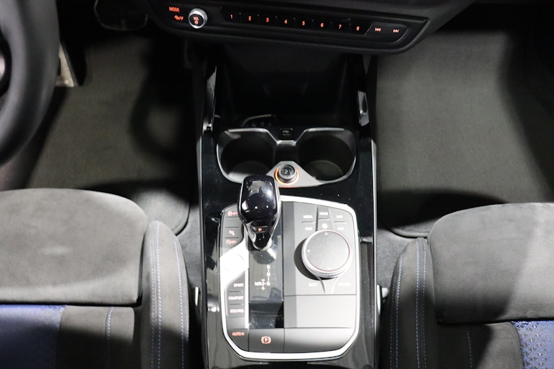 Vehicle image BMW 1 SERIES