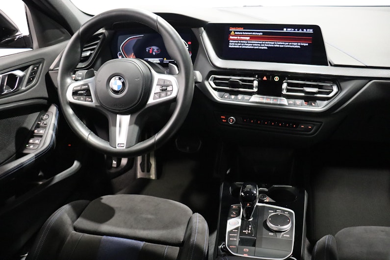 Vehicle image BMW 1 SERIES