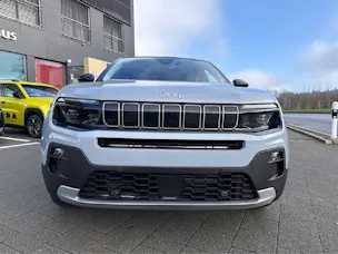 Jeep Avenger Summit