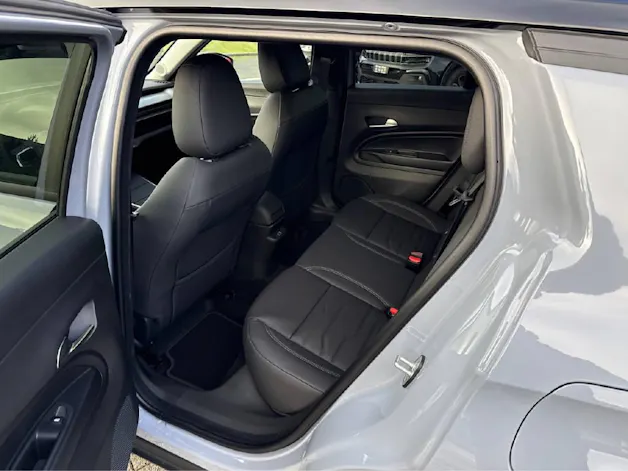 Jeep Avenger Summit