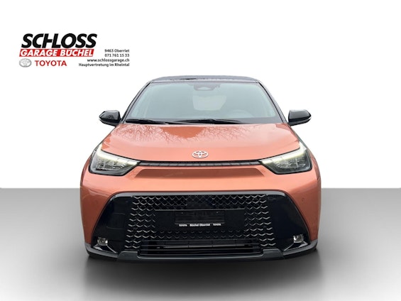 Vehicle image 12 Vehicle image 12