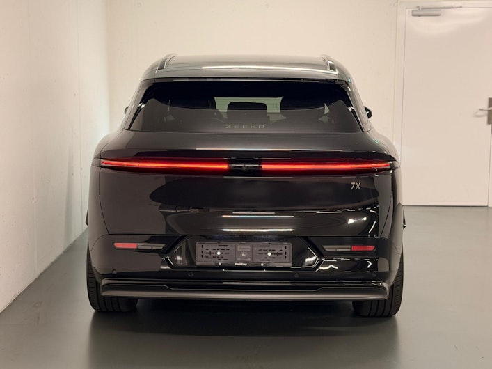 Vehicle image ZEEKR X
