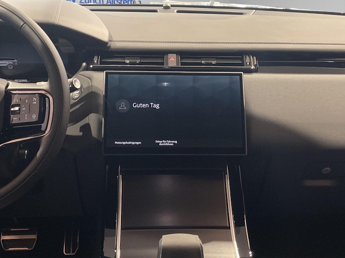 Vehicle image LAND ROVER RANGE ROVER VELAR