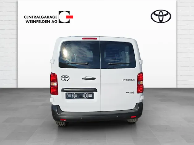 Toyota PROACE Van L1 50KWh Advanced