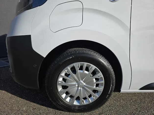 Toyota PROACE Van L1 50KWh Advanced