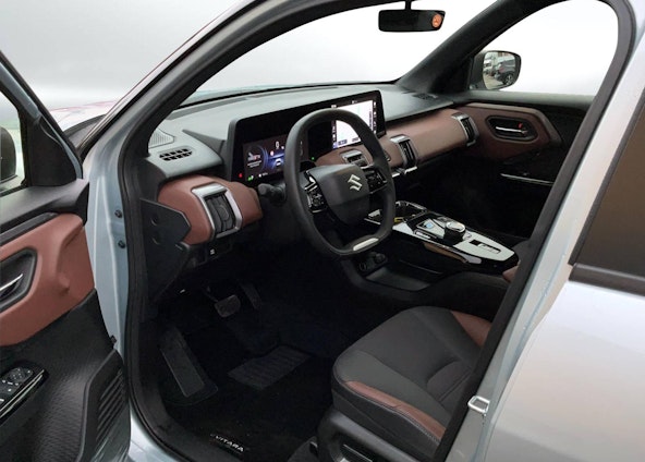 Vehicle image 8 Vehicle image 8