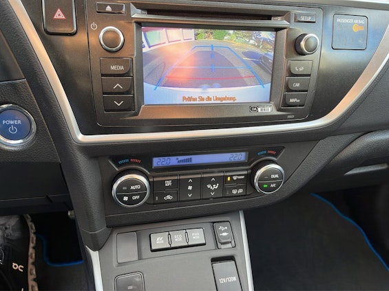 Vehicle image 9 Vehicle image 9