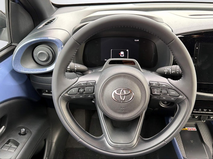 Vehicle image TOYOTA AYGO X