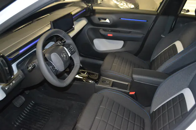 Citroën C3 1.2 Hybrid Plus