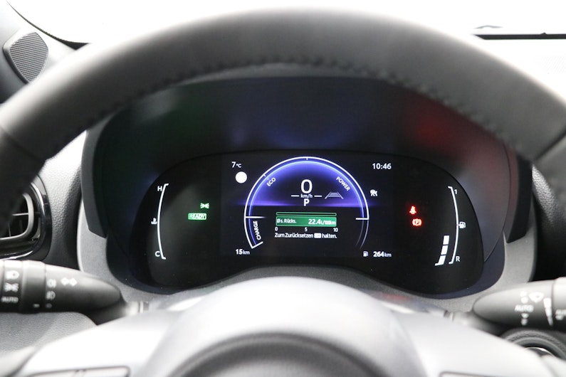 Vehicle image TOYOTA YARIS CROSS