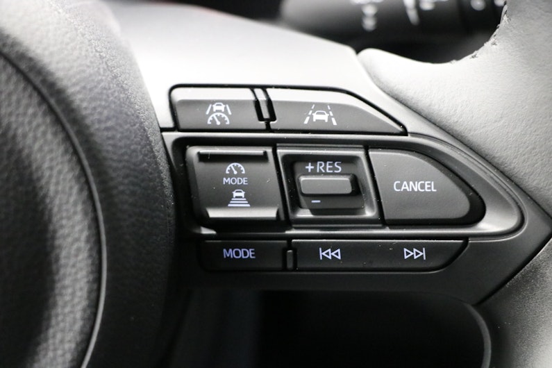 Vehicle image TOYOTA YARIS CROSS