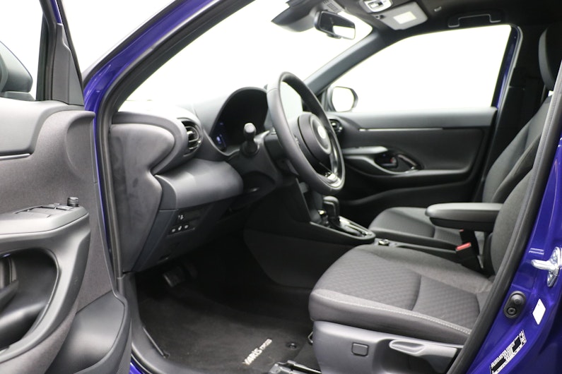 Vehicle image TOYOTA YARIS CROSS