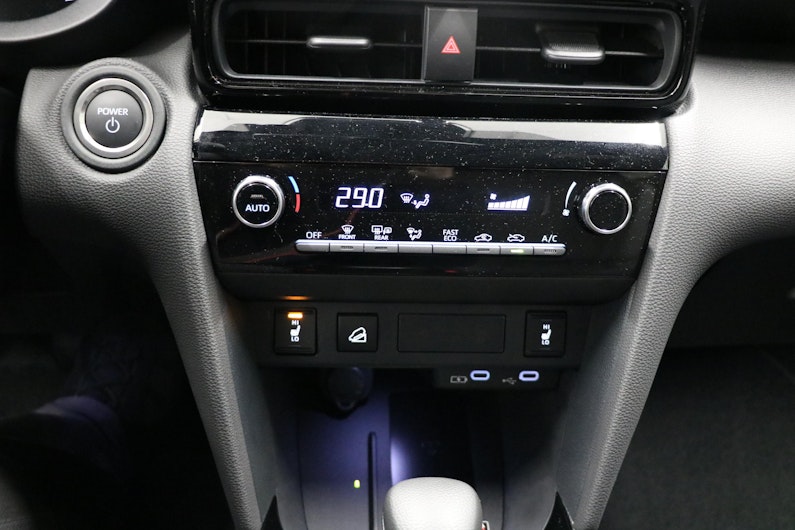 Vehicle image TOYOTA YARIS CROSS