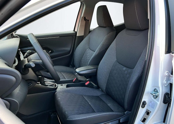 Vehicle image 14 Vehicle image 14