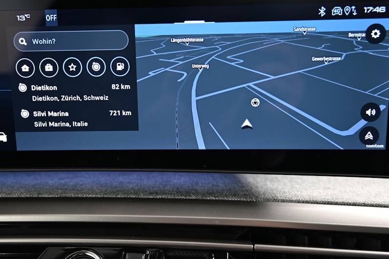 Vehicle image PEUGEOT 3008