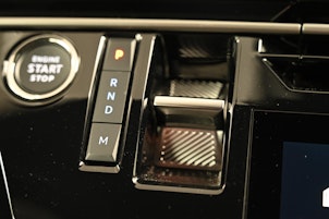 Vehicle image PEUGEOT 3008 1.2 Hybrid Allure