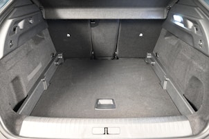 Vehicle image PEUGEOT 3008 1.2 Hybrid Allure