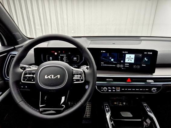 Vehicle image 5 Vehicle image 5