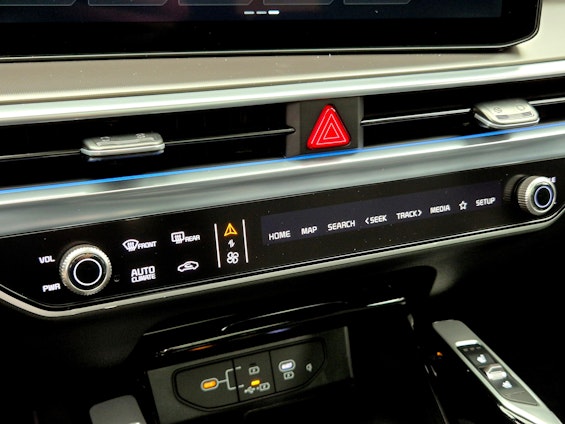 Vehicle image 10 Vehicle image 10