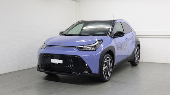 TOYOTA Aygo X 1.5 VVT-i HSD Style 0