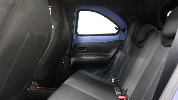 TOYOTA Aygo X 1.5 VVT-i HSD Style 3