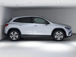 Mercedes-Benz GLA 200 Night Star