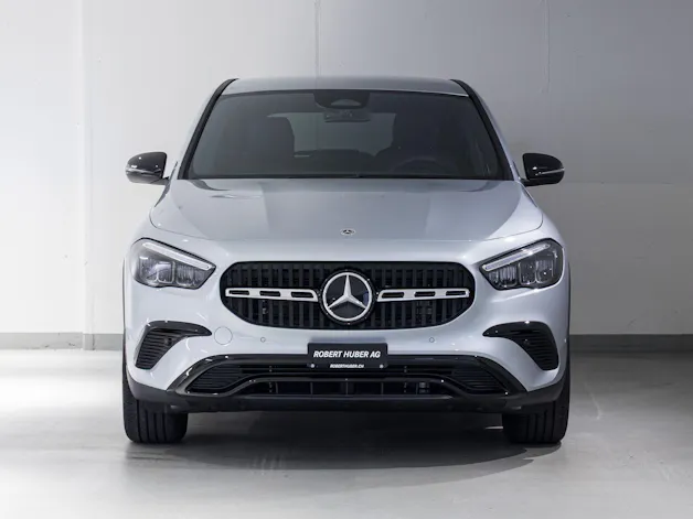 Mercedes-Benz GLA 200 Night Star